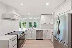 2150 Sarazen Dr, Dunedin, FL 34698 - Photo 4