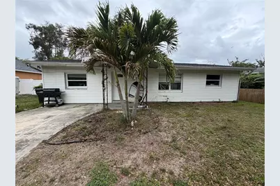 3915 51st Avenue N, Saint Petersburg, FL 33714 - Photo 1