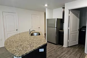 5316 Companion Ln, Tampa, FL 33619 - Photo 10