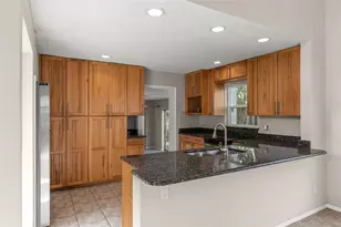 7887 9th Ave S, Saint Petersburg, FL 33707 - Photo 12