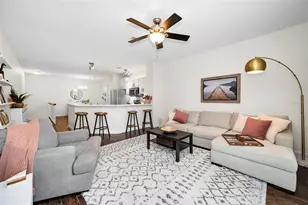 913 Normandy Trace Rd, Tampa, FL 33602 - Photo 14