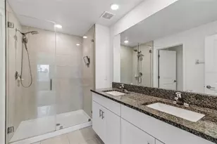 4706 Tuscan Loon Dr, Tampa, FL 33619 - Photo 24