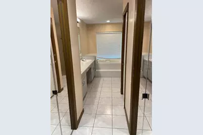3007 Forest Club Drive, Plant City, FL 33566 - Photo 20