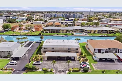 912 SE 46th Street #201, Cape Coral, FL 33904 - Photo 2