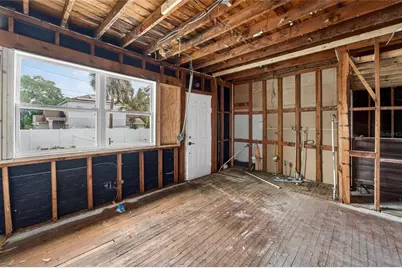 1900 16th Street S, Saint Petersburg, FL 33705 - Photo 18