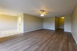1308 13th Cir SE, Largo, FL 33771 - Photo 6