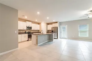 15515 Peace River Pl, Sun City Center, FL 33573 - Photo 10