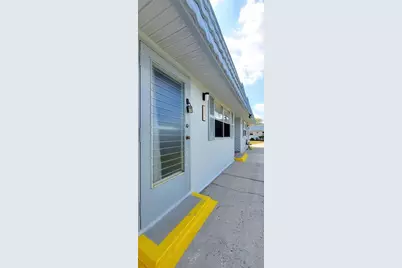 202 Bedford Trail #109, Sun City Center, FL 33573 - Photo 2