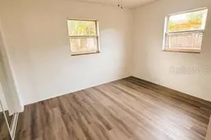 4161 Bluefish Dr SE, Saint Petersburg, FL 33705 - Photo 6