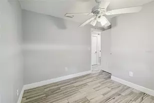 3679 Sugarcreek Dr, Tampa, FL 33619 - Photo 20