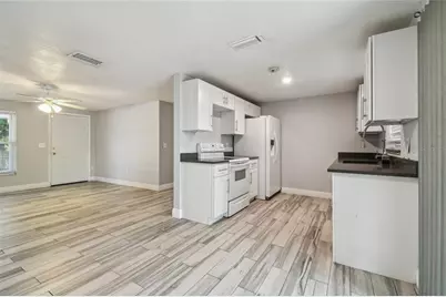 3679 Sugarcreek Drive, Tampa, FL 33619 - Photo 8