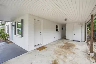 5119 Chilkoot St, Tampa, FL 33617 - Photo 4