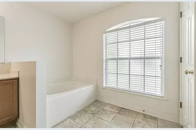 6283 Lorraine Lane, Spring Hill, FL 34608 - Photo 14