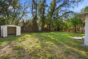 10019 N Jasmine Ave, Tampa, FL 33612 - Photo 18