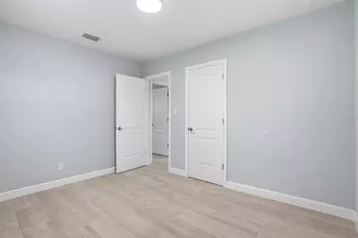 3611 W Oklahoma Avenue, Tampa, FL 33611 - Photo 32