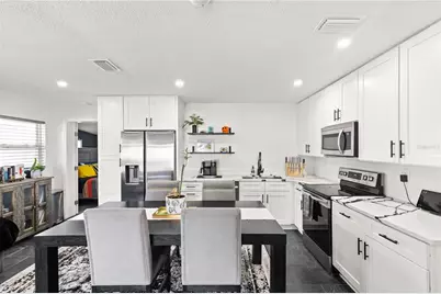 5611 S Sheridan Road, Tampa, FL 33611 - Photo 8