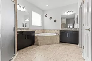 19433 Whispering Brook Dr, Tampa, FL 33647 - Photo 16