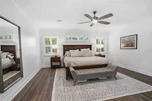 5201 S Jules Verne Ct, Tampa, FL 33611 - Photo 32