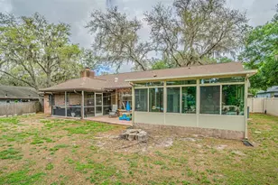 1107 Oakridge Manor Dr, Brandon, FL 33511 - Photo 32