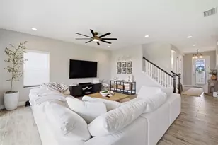 6396 Roadstead Ct, Apollo Beach, FL 33572 - Photo 4