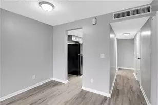 709 Russell Ln, Brandon, FL 33510 - Photo 22