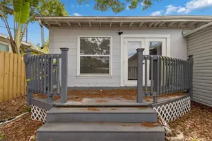 739 47th Ave N, Saint Petersburg, FL 33703 - Photo 18