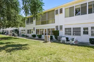 8220 112th St, Seminole, FL 33772 - Photo 18