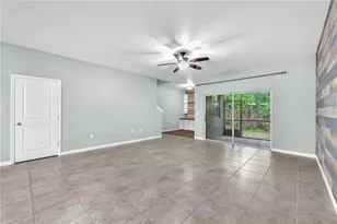 10537 Lake Montauk Dr, Riverview, FL 33578 - Photo 6