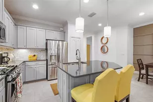 13625 Circa Crossing Dr, Lithia, FL 33547 - Photo 8