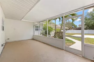 125 Carlyle Dr, Palm Harbor, FL 34683 - Photo 14