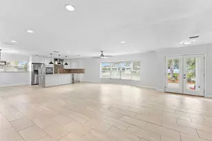 125 Carlyle Dr, Palm Harbor, FL 34683 - Photo 6