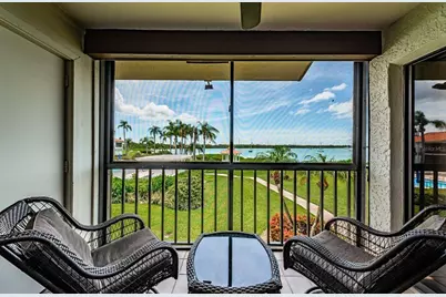 6295 Bahia Del Mar Circle #204, Saint Petersburg, FL 33715 - Photo 2