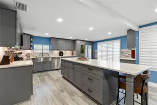 1224 80th Ave N, Saint Petersburg, FL 33702 - Photo 6