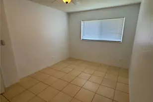 1020 70th St N, Saint Petersburg, FL 33710 - Photo 38