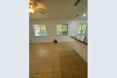 1020 70th Street N, Saint Petersburg, FL 33710 - Photo 24