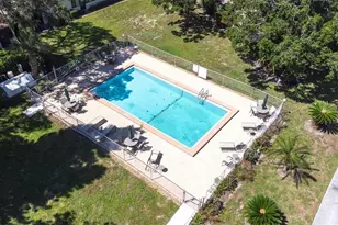 2201 Pine Dr, Tarpon Springs, FL 34689 - Photo 30