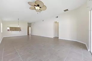 25831 Syme Ct, Land O Lakes, FL 34639 - Photo 12