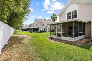 539 Kensington Lake Cir, Brandon, FL 33511 - Photo 24