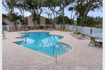 302 Lake Parsons Green #102, Brandon, FL 33511 - Photo 18