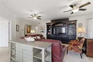 11 Baymont St, Clearwater Beach, FL 33767 - Photo 10