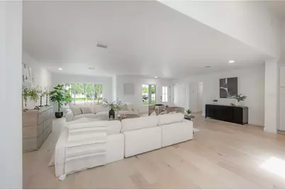 471 W Davis Boulevard, Tampa, FL 33606 - Photo 16