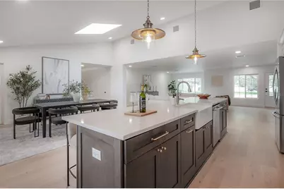 471 W Davis Boulevard, Tampa, FL 33606 - Photo 10