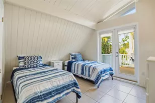 2508 Avenue B, Bradenton Beach, FL 34217 - Photo 12