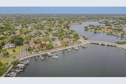 243 Snell Isle Boulevard NE, Saint Petersburg, FL 33704 - Photo 54