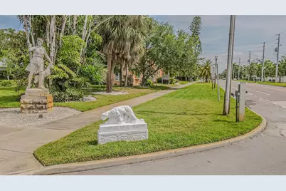 243 Snell Isle Boulevard NE, Saint Petersburg, FL 33704 - Photo 40