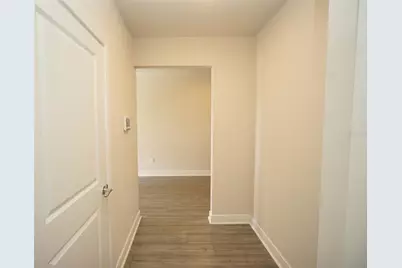 30399 Marquette Avenue, Wesley Chapel, FL 33545 - Photo 10