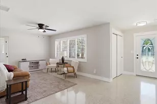3014 58th St S, Gulfport, FL 33707 - Photo 4