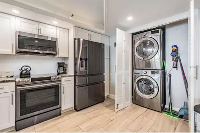 690 Island Way #607, Clearwater, FL 33767 - Photo 16