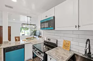 4635 22nd Ave N, Saint Petersburg, FL 33713 - Photo 6