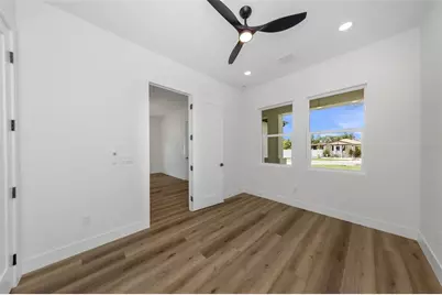 4468 57th Avenue N, Saint Petersburg, FL 33714 - Photo 10